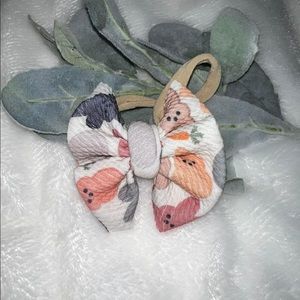 4” peeps nylon bow